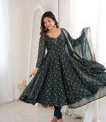 Teal Color Jacquard Butti And Lace Work Crunchy Silk Gown Set
