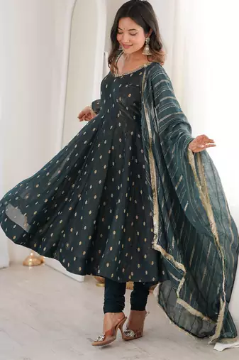 Teal Color Jacquard Butti And Lace Work Crunchy Silk Gown Set