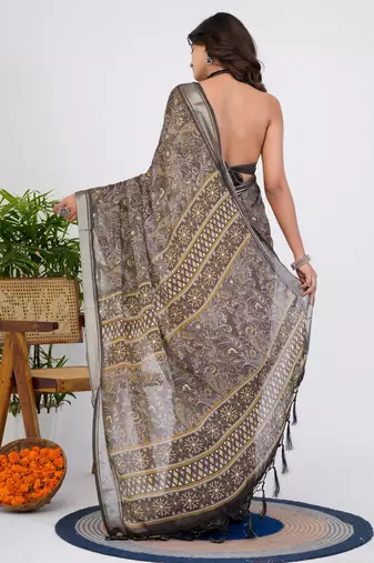 women's floral print georgette saree -brown