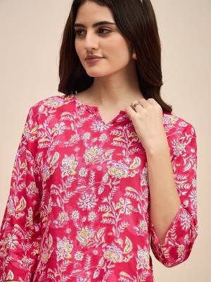 Printed  v neck top with trousers co ords set 3