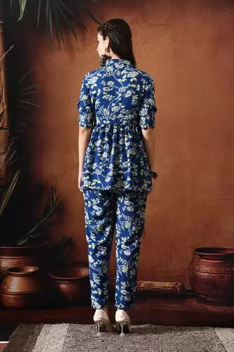 Blue floral printed shirt collar tunic with trousers