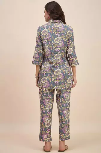 Grey & pink printed shirt collar co ords set