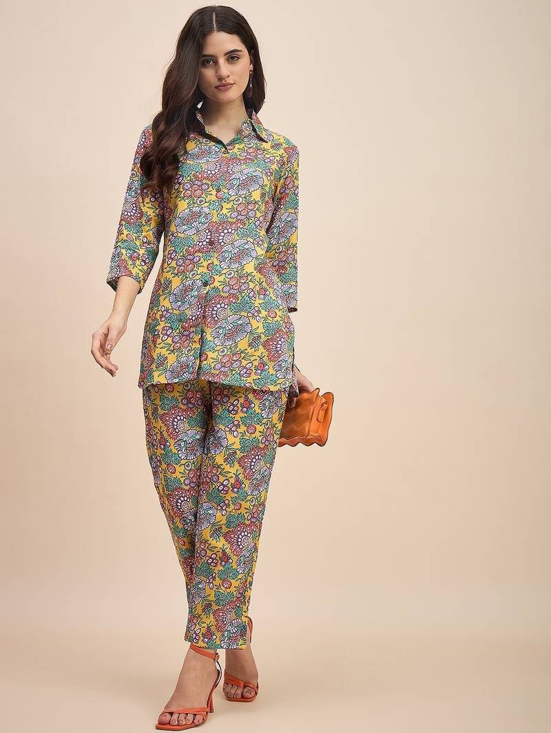 Floral printed shirt collar tunic with trousers