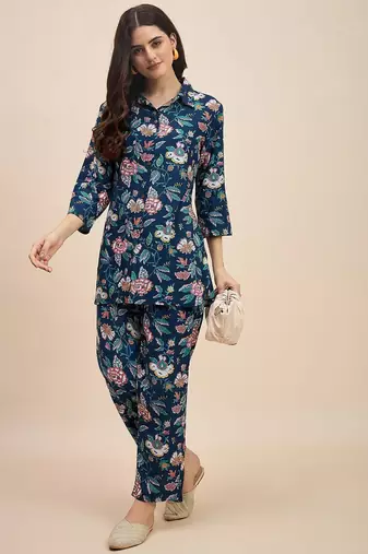 Printed shirt with trousers co ords