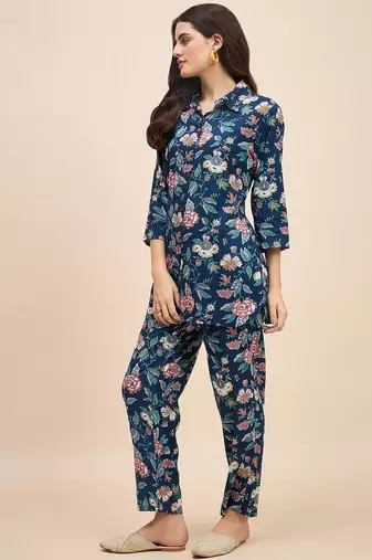 Printed shirt with trousers co ords