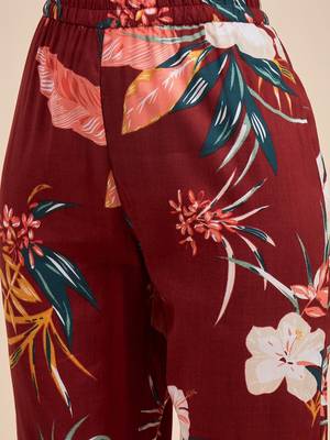 Maroon floral printed notch neck tunic with trousers 3
