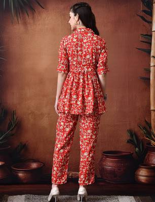 Printed top with trousers co ords 3