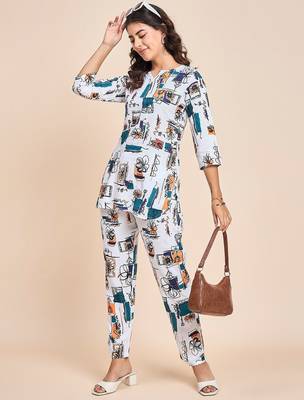 Printed v neck tunic with trousers 5
