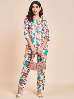 Abstract printed v neck tunic with trousers 1