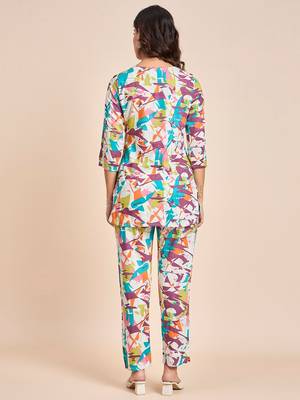 Abstract printed v neck tunic with trousers 3