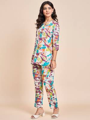 Abstract printed v neck tunic with trousers 5