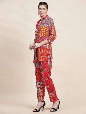 Printed shirt & trousers co ord 4
