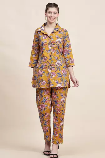 Printed shirt & trousers co ord