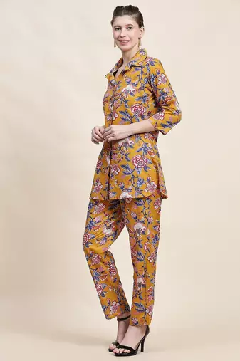 Printed shirt & trousers co ord