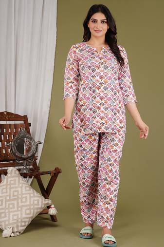 Casual printed v neck tunic with trousers