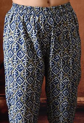 Blue printed cotton tunic with trousers co ords 2
