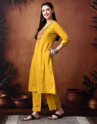 Floral embroidery pure cotton tunic with trousers 4