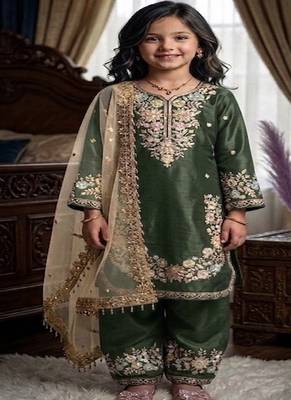 Trendy  kids wear heavy embroidery sequence work kurta set 3