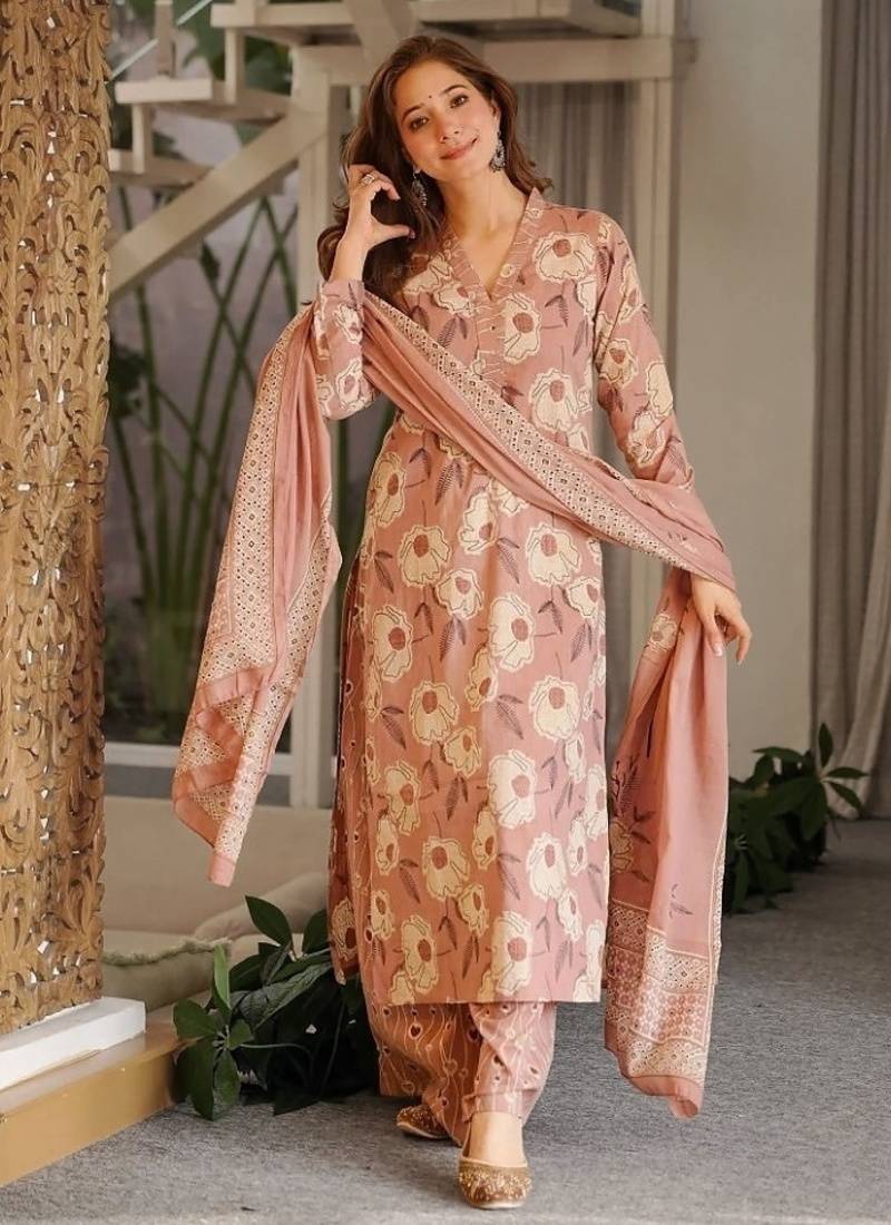 Stylish cambric cotton kurti set with dupatta & bottom – heavy printed casual outfit