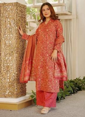  cambric cotton kurti set with dupatta & bottomheavy printed casual outfit 3