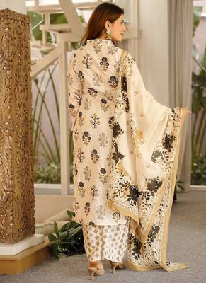  cambric cotton kurti set with dupatta & bottomheavy printed casual outfit 2