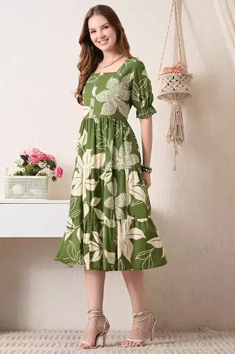 Floral print puff sleeve fit & flare midi dress