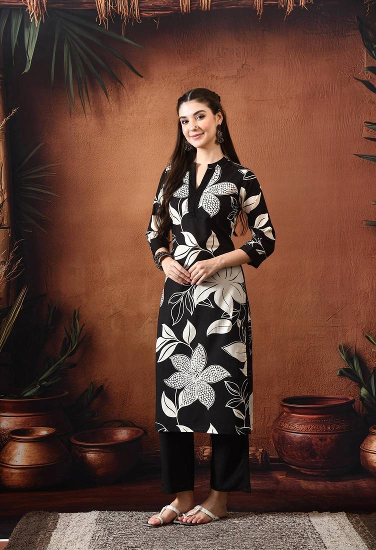 Floral printed mandarin collar pure cotton kurta with trousers