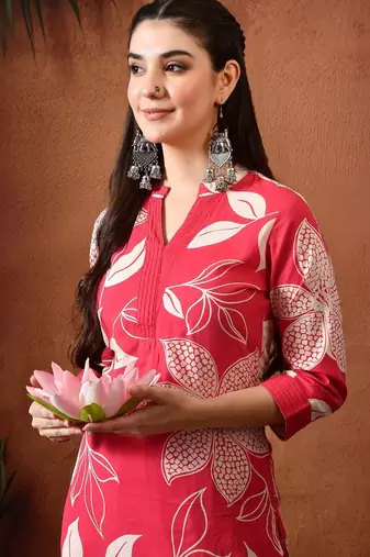 Floral printed regular pure cotton kurta with trousers