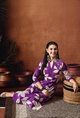 Floral printed mandarin collar pure cotton straight kurta with trousers 5