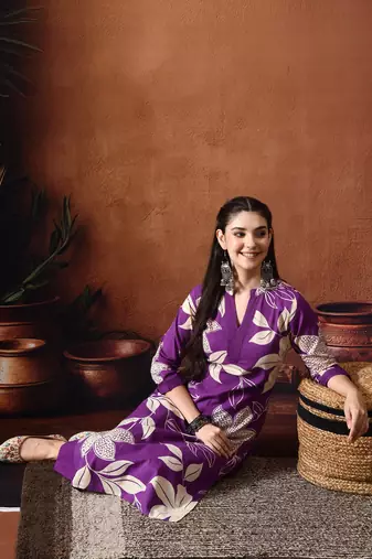 Floral printed mandarin collar pure cotton straight kurta with trousers