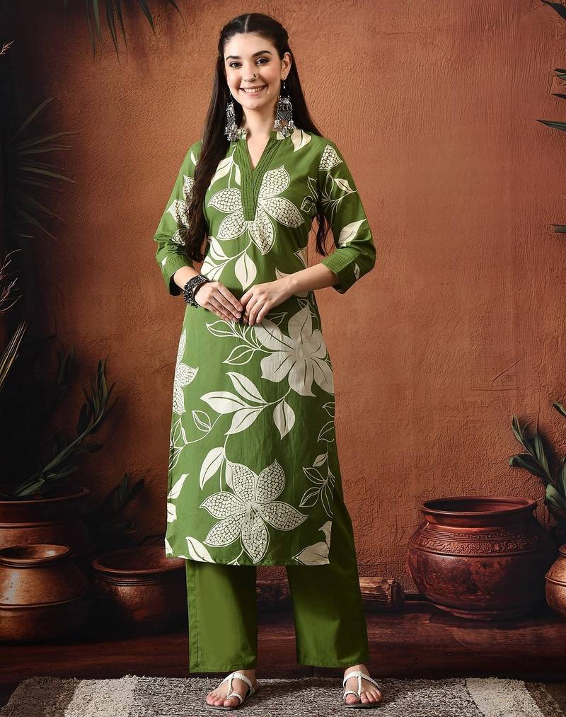 Floral printed mandarin collar pure cotton kurta with trousers