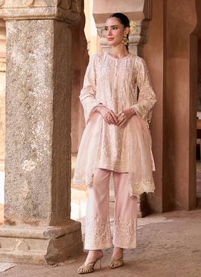 Pink embroidered silk chanderi kurta set 1