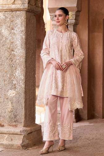 Pink embroidered silk chanderi kurta set