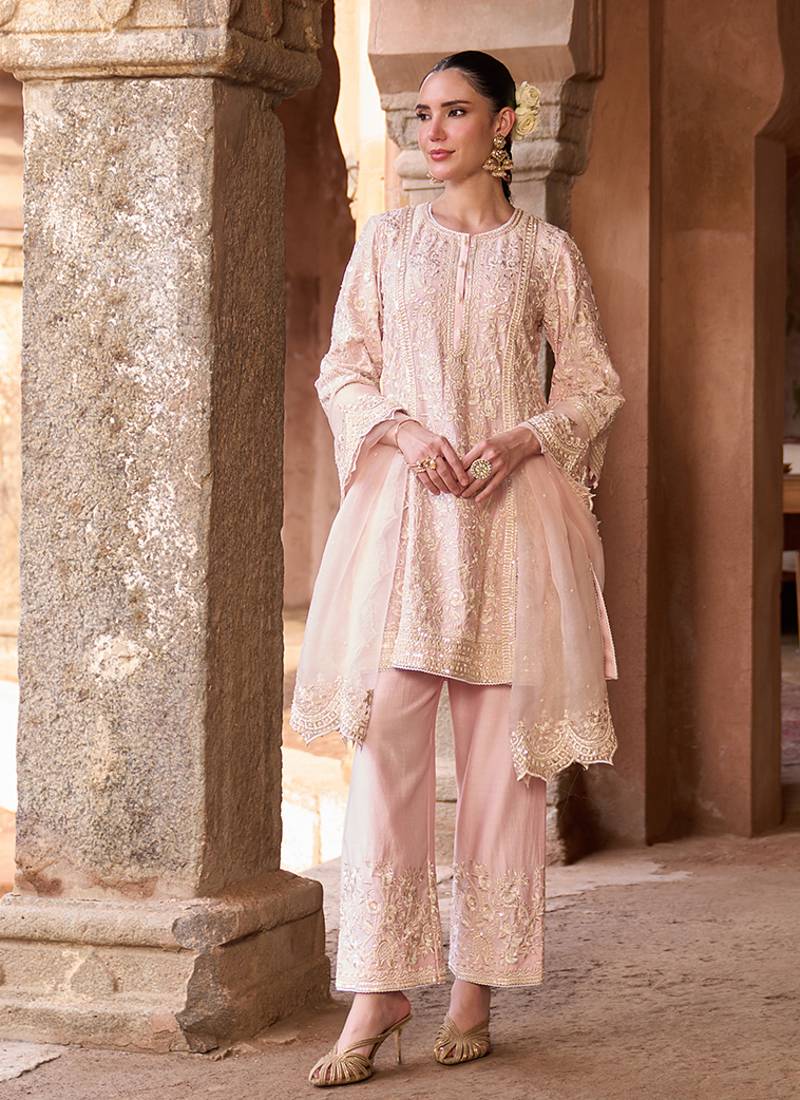 Pink embroidered silk chanderi kurta set