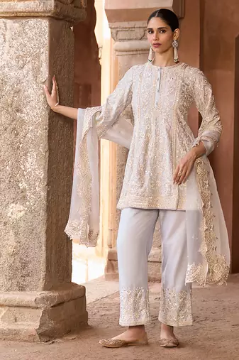 Daisy blue embroidered silk chanderi kurta set