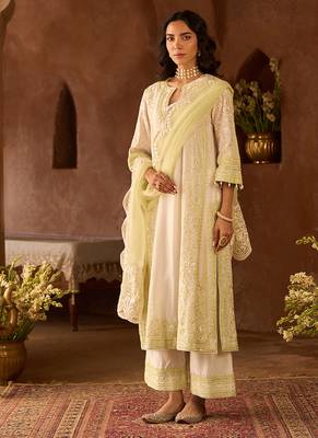 Mint green embroidered silk chanderi kurta set 1