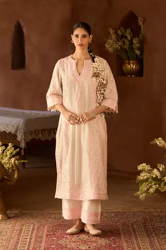 Pink embroidered silk chanderi kurta set