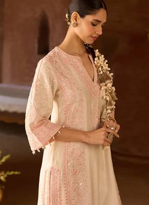 Pink embroidered silk chanderi kurta set 3