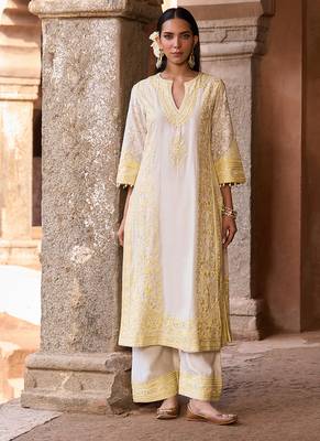 Lemon yellow embroidered silk chanderi kurta set 2