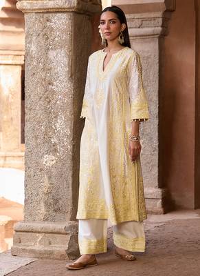 Lemon yellow embroidered silk chanderi kurta set 3