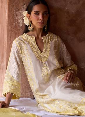 Lemon yellow embroidered silk chanderi kurta set 5