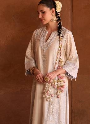 Daisy ivory blue embroidered silk chanderi kurta set 3