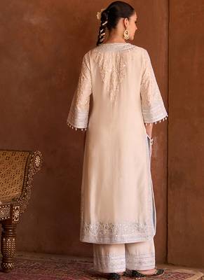 Daisy ivory blue embroidered silk chanderi kurta set 4