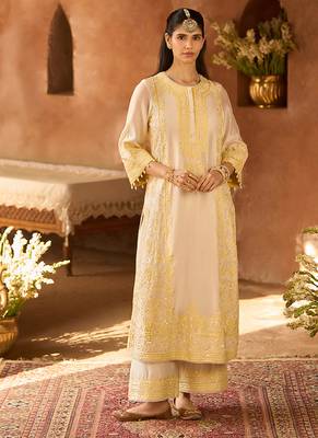 Lemon yellow embroidered silk chanderi kurta set 3