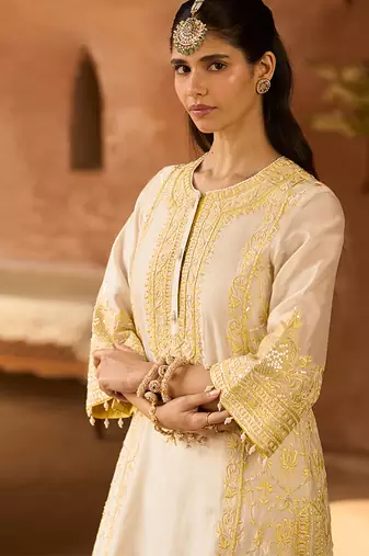 Lemon yellow embroidered silk chanderi kurta set