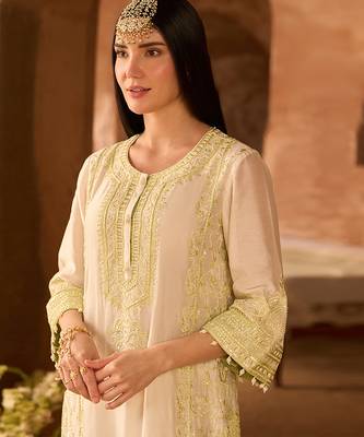 Mint green embroidered silk chanderi kurta set 5