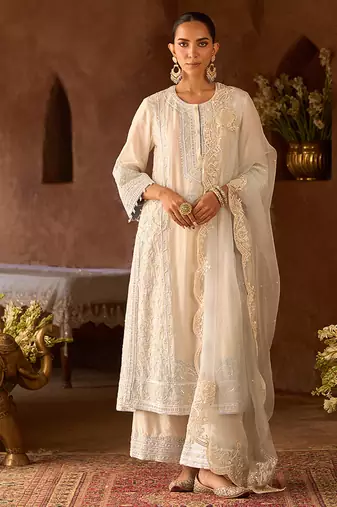 Daisy ivory blue embroidered silk chanderi kurta set