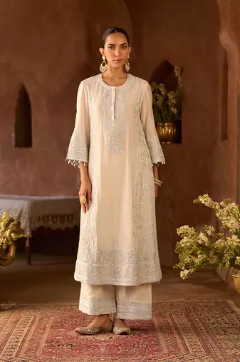 Daisy ivory blue embroidered silk chanderi kurta set
