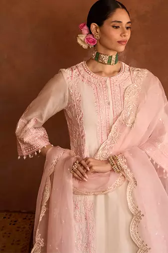Pink embroidered silk chanderi kurta set