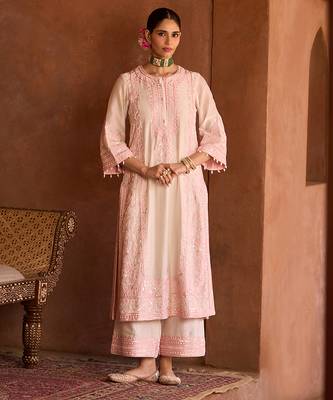 Pink embroidered silk chanderi kurta set 3